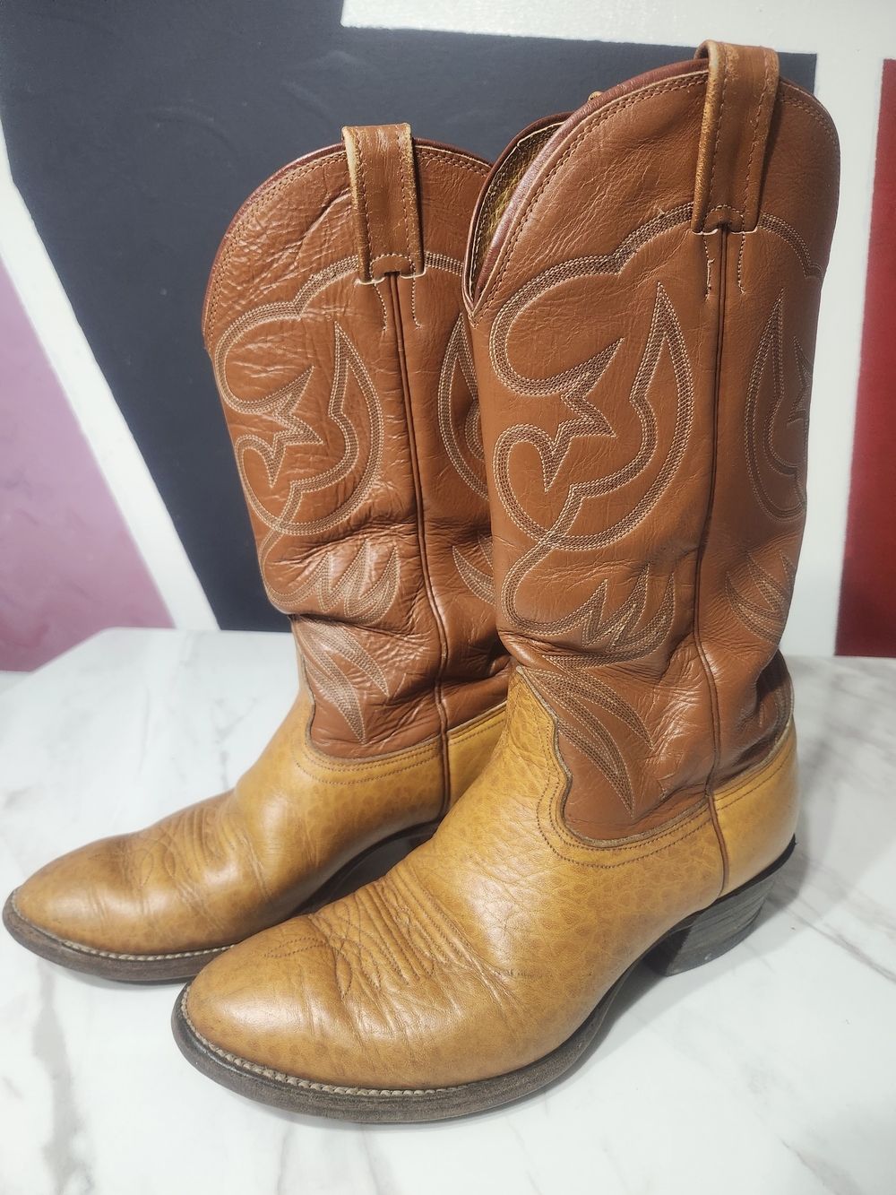 Vintage Nocona Men's Two-Tone Bullhide Leather Cowboy Boots Size 9 D USA